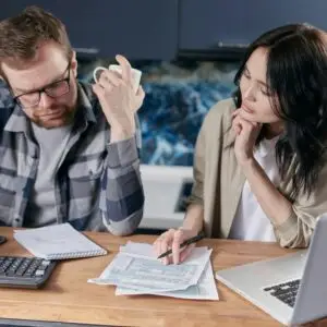 Read more about the article 5 Money management tips for beginners